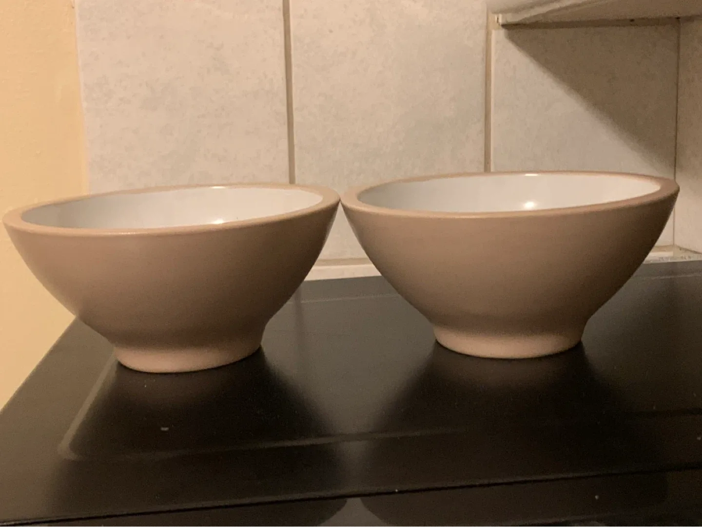 Set of 2 Beige Ceramic Bowls