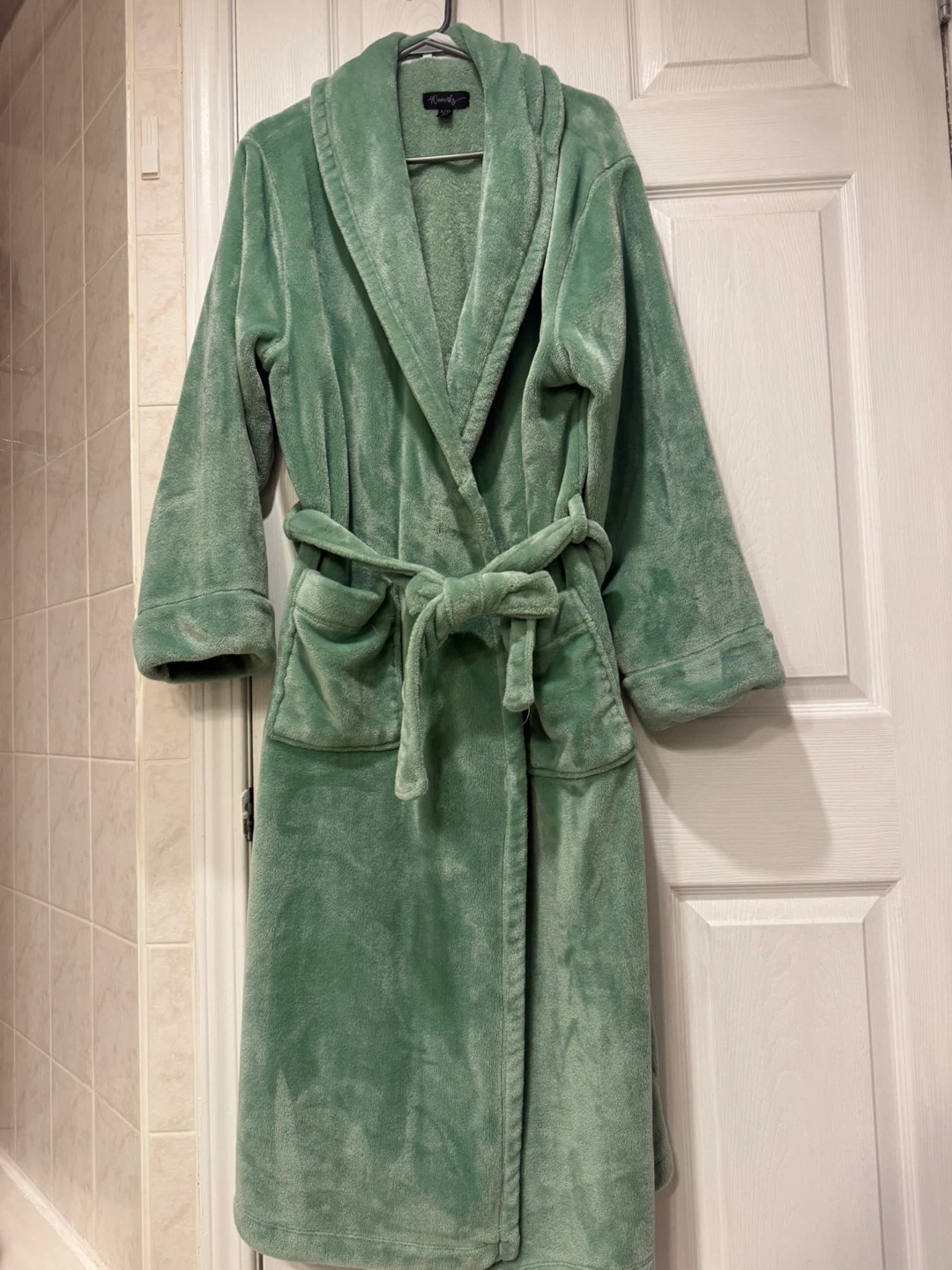 Women’s Plush Robe long - light Green