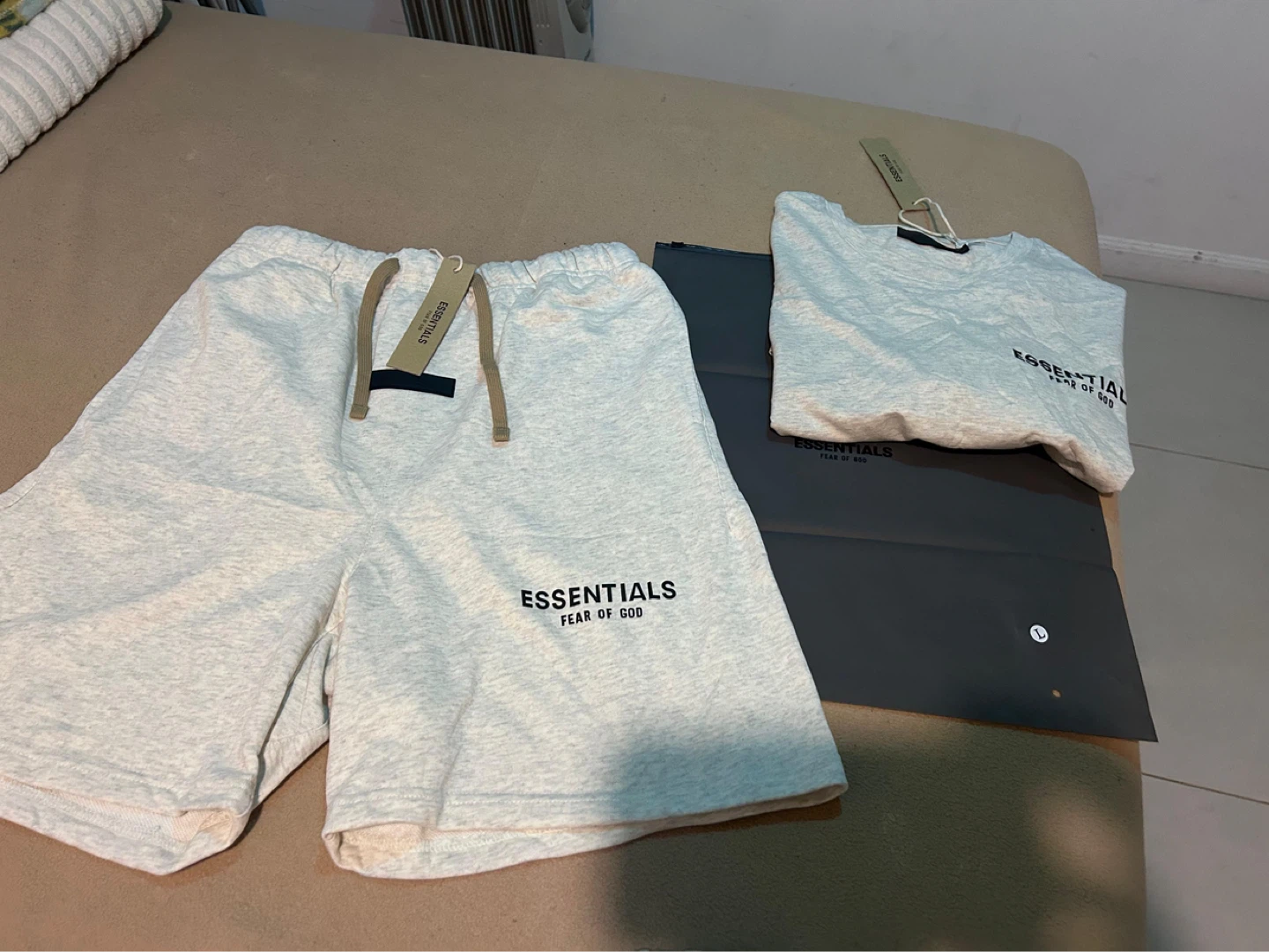 Essentials Fear of God T-Shirt & Shorts Set - Heather Grey