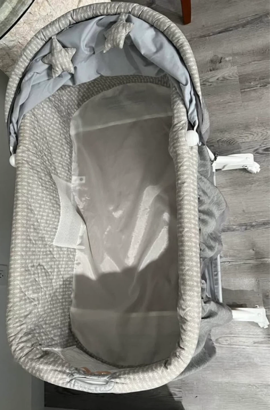 Grey Bassinet with Canopy and Storage Basket - photo 4