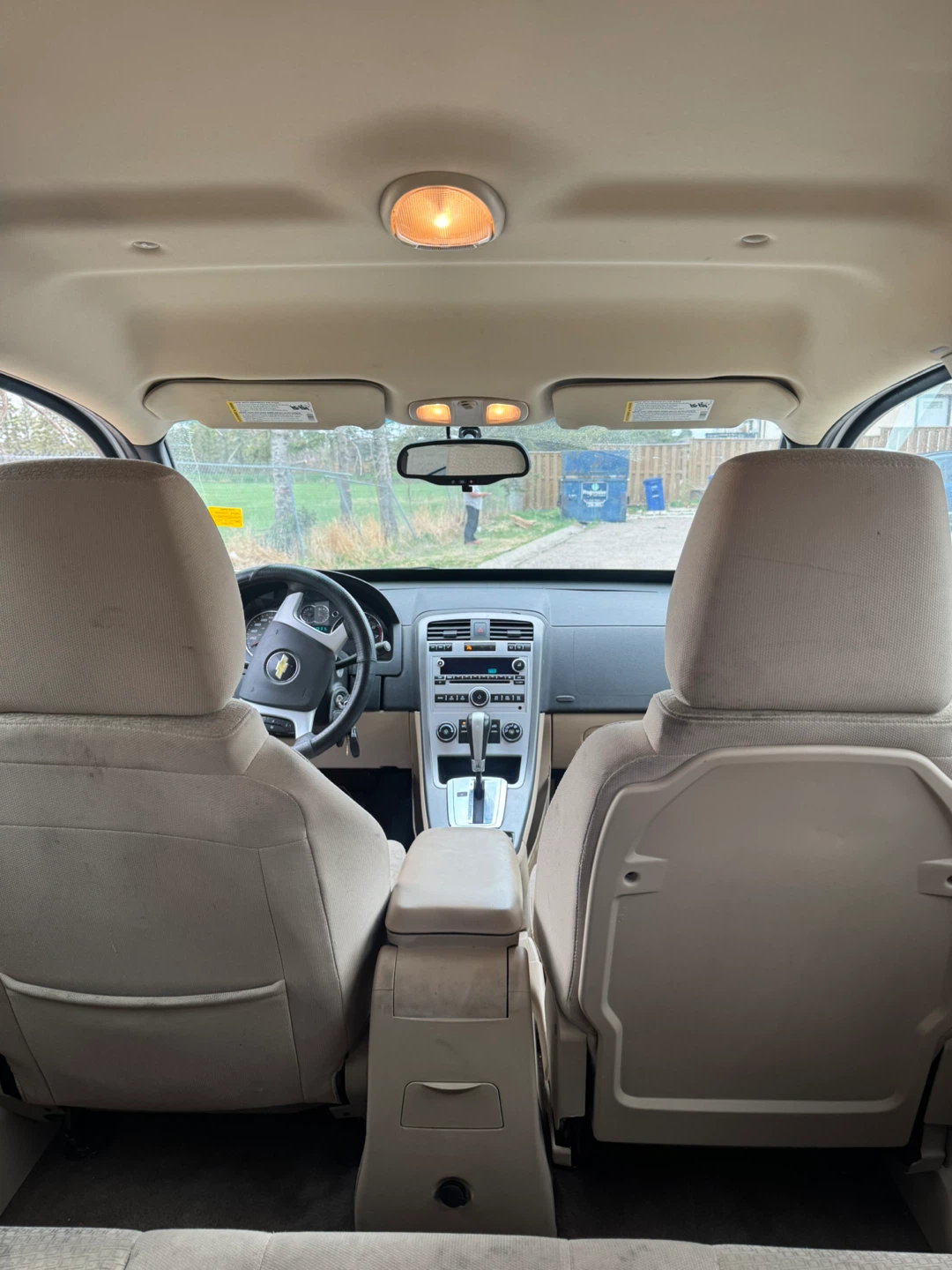 2009 White Chevrolet Equinox LS SUV - photo 3