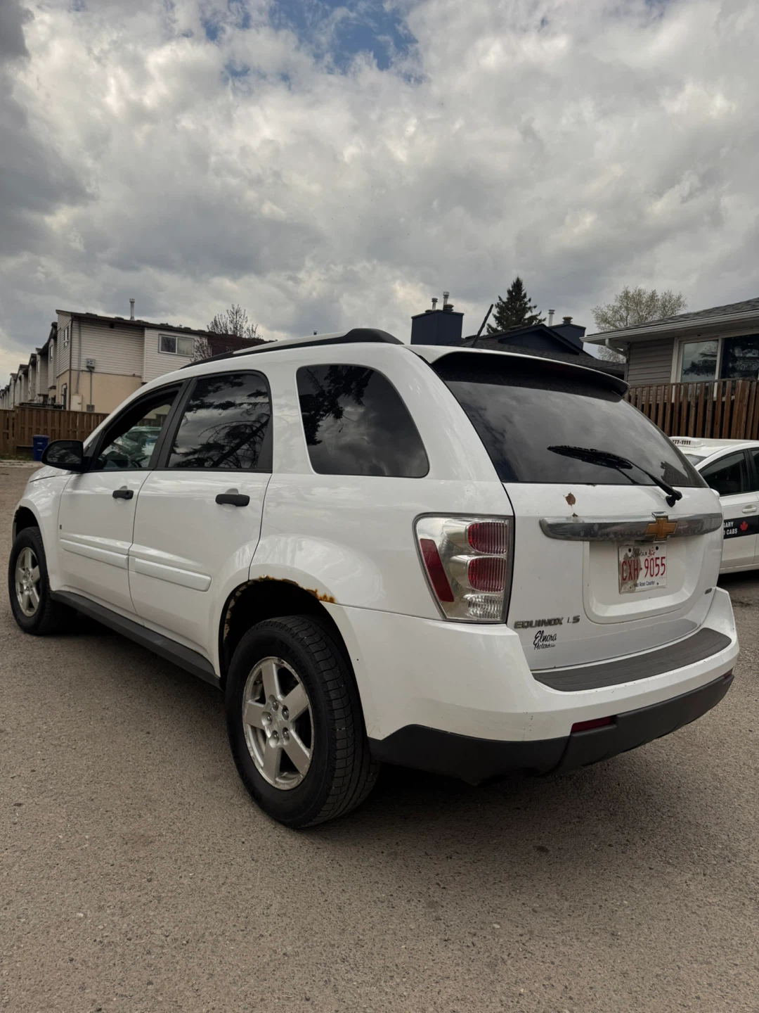 2009 White Chevrolet Equinox LS SUV - photo 5