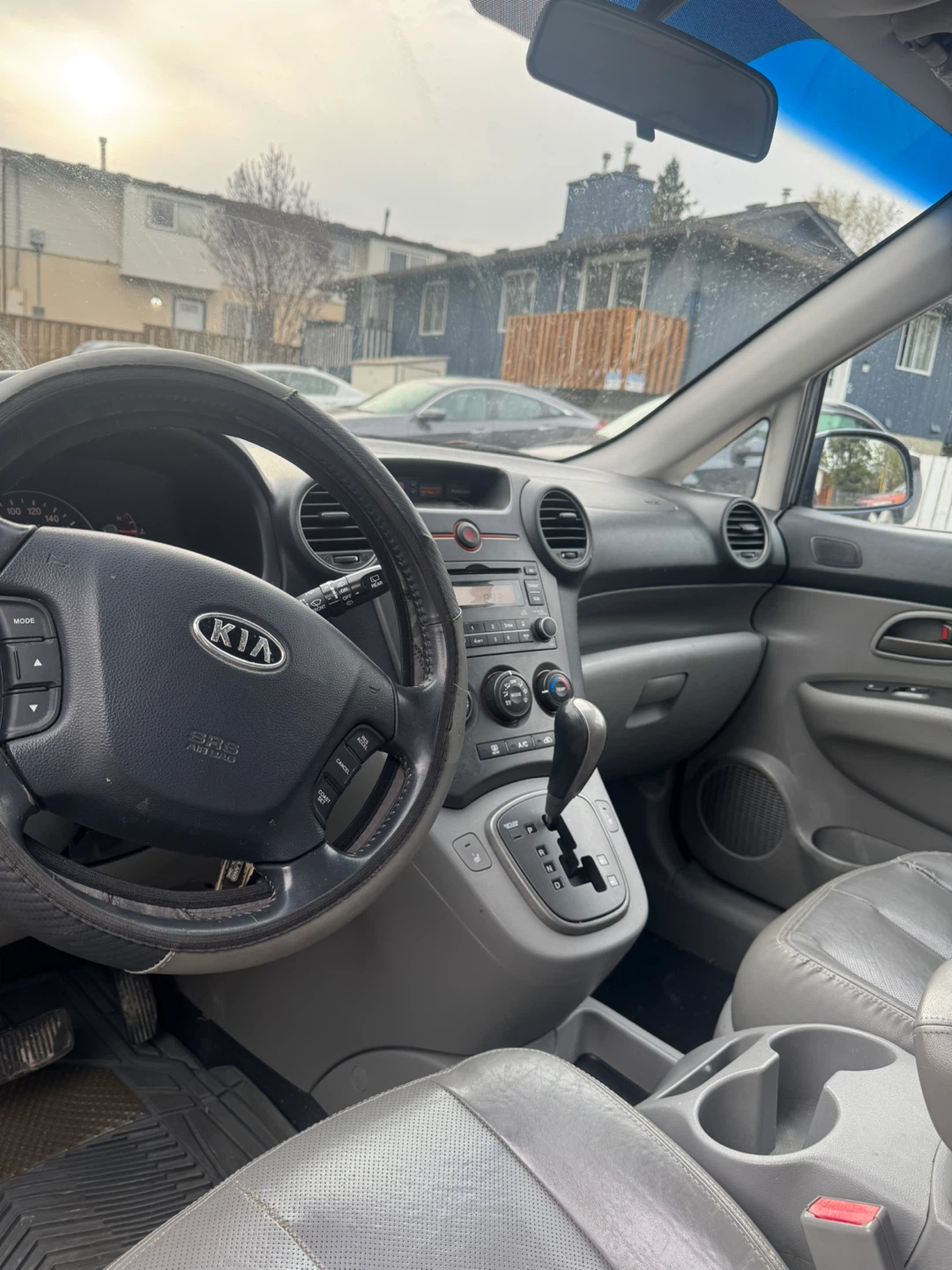 Kia Rondo Dark Blue - photo 5