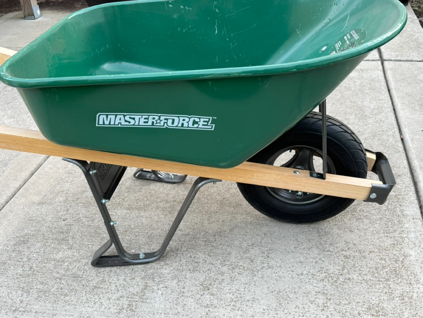 Masterforce Green Wheelbarrow - photo 4