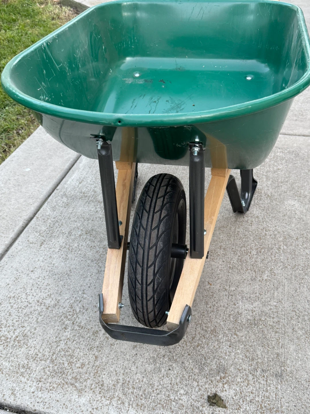 Masterforce Green Wheelbarrow - photo 3