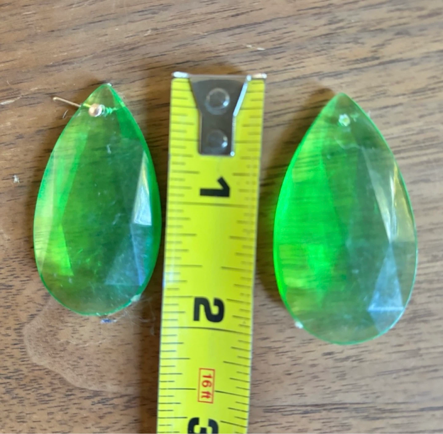 Vintage Lot of 18 Green Tear Drop Faceted Beads - photo 2