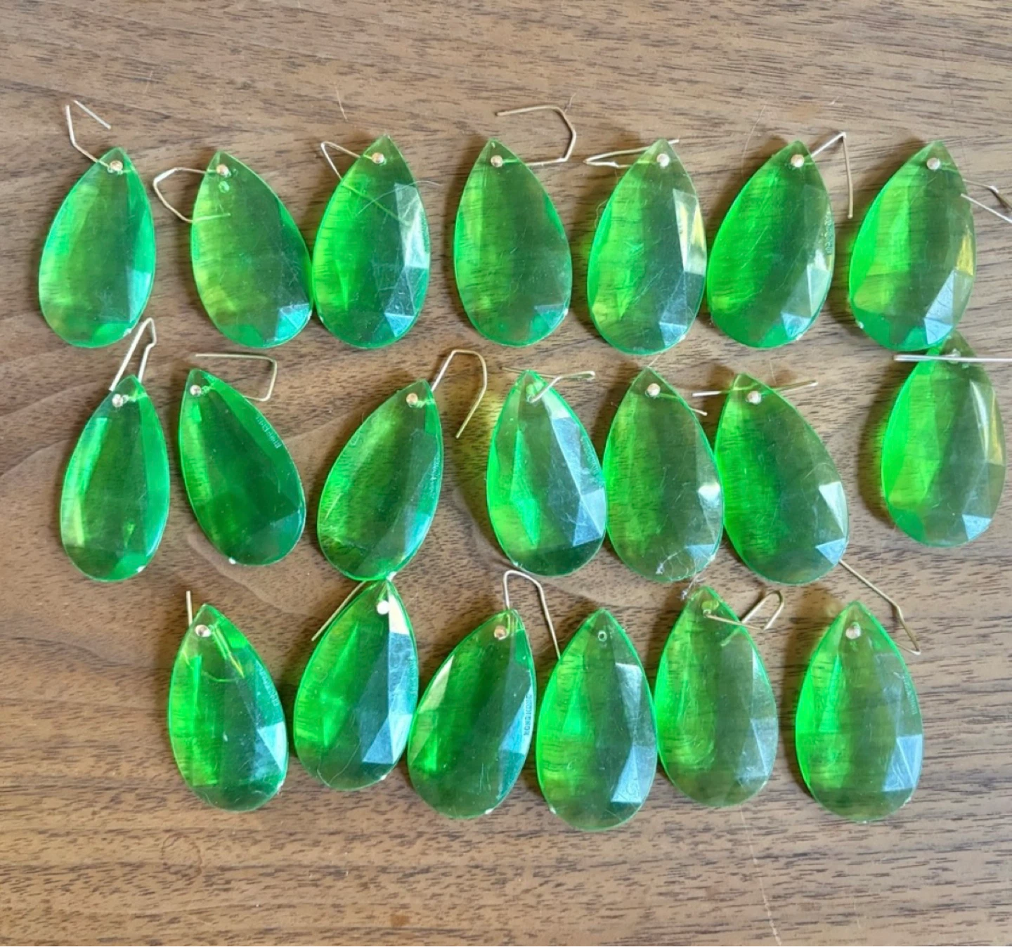 Vintage Lot of 18 Green Tear Drop Faceted Beads