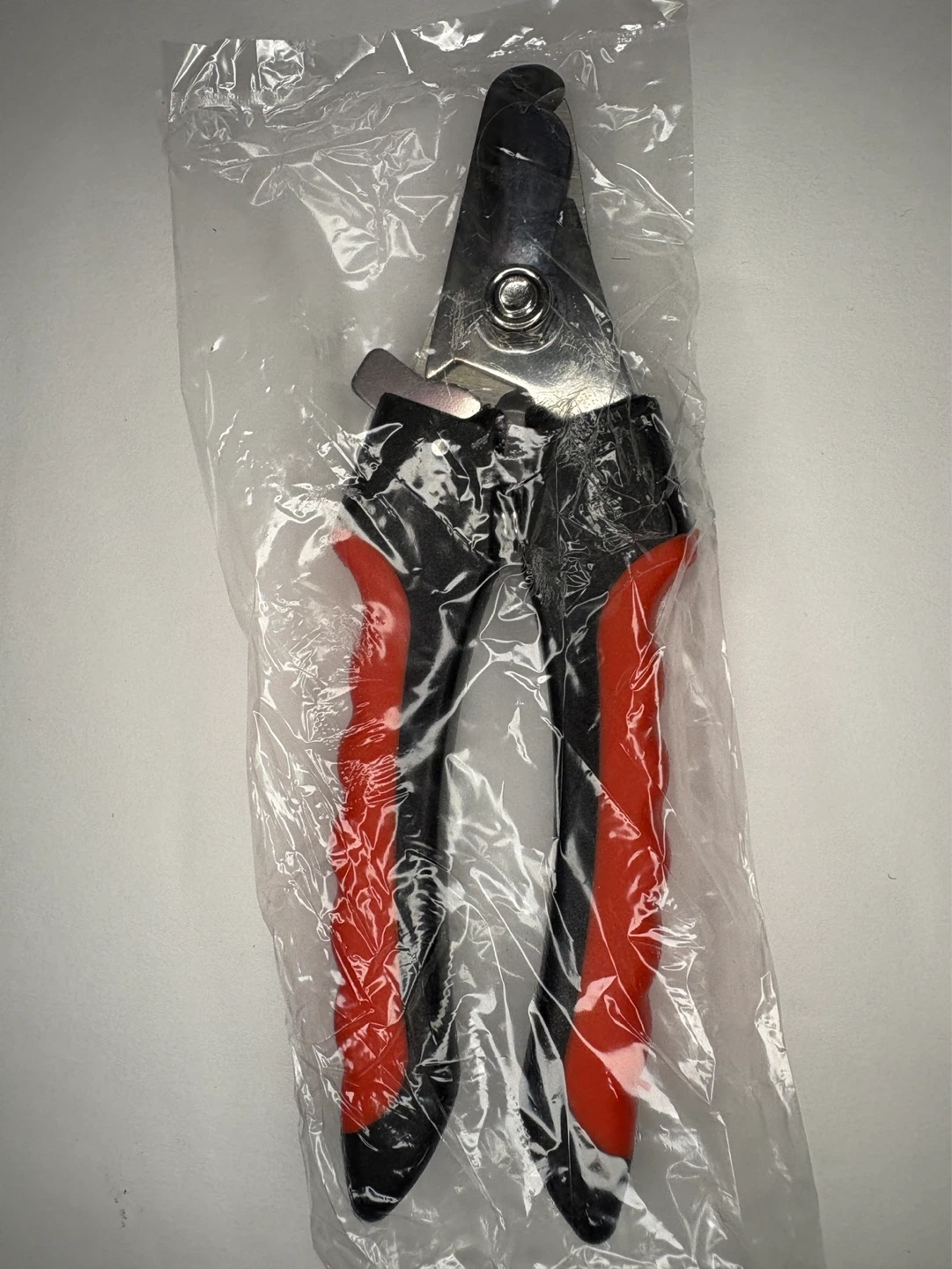 NEW Dog/ Cat nail clippers 6.25 inches