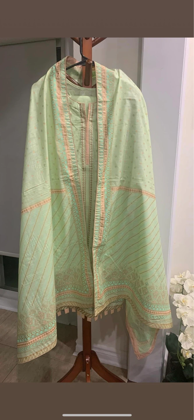 Light Green Pakistani Suit - Size L - photo 5