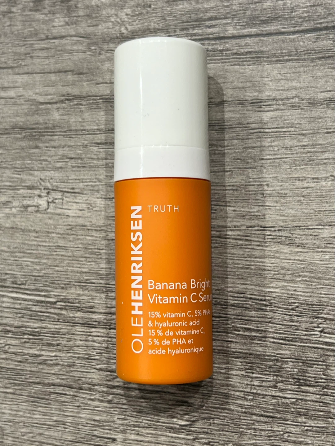 OLEHENRIKSEN Banana Bright Vitamin C Dark Spot Serum 15ml