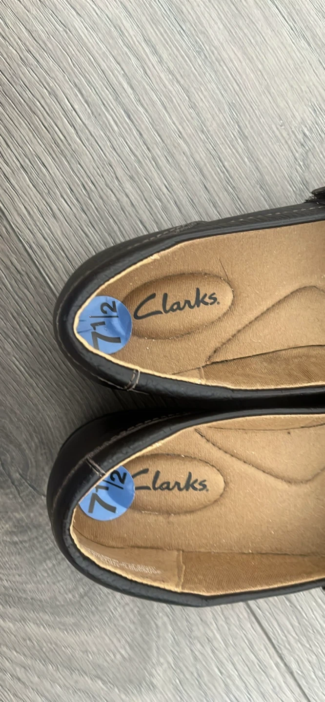 Clarks Women's Black Leather Mary Jane Flats Size 7.5 - photo 4