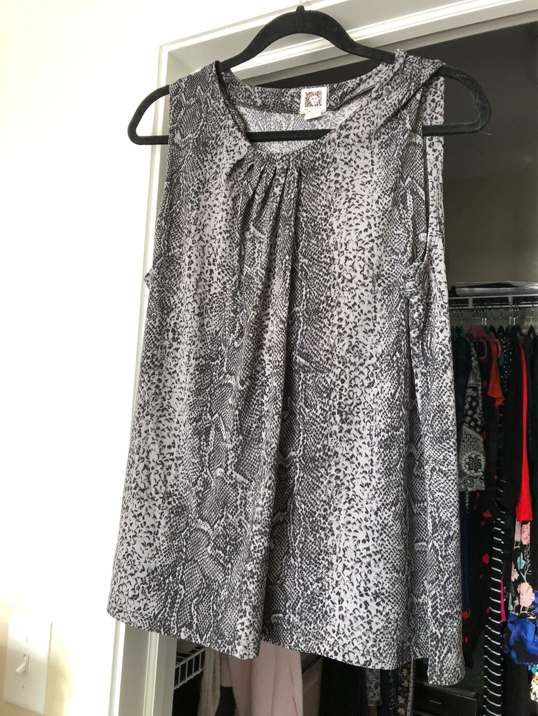 Calvin Klein Sleeveless Blouse - Black & White Pattern - photo 4