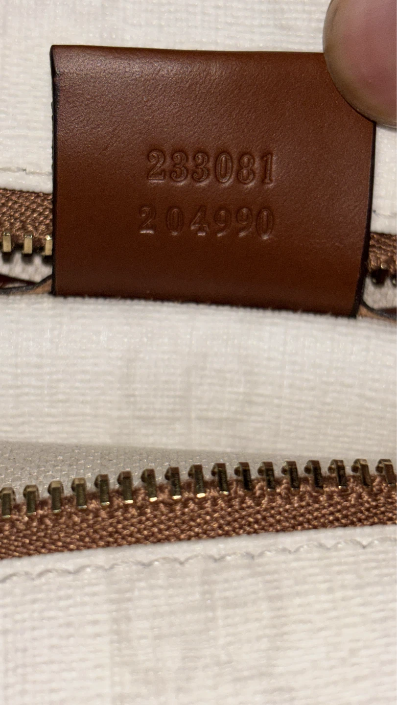 Gucci GG Monogram Supreme Tote Bag - photo 4