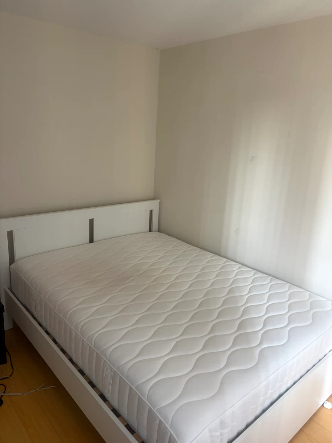 White Queen Size Mattress and Bed Frame - photo 3