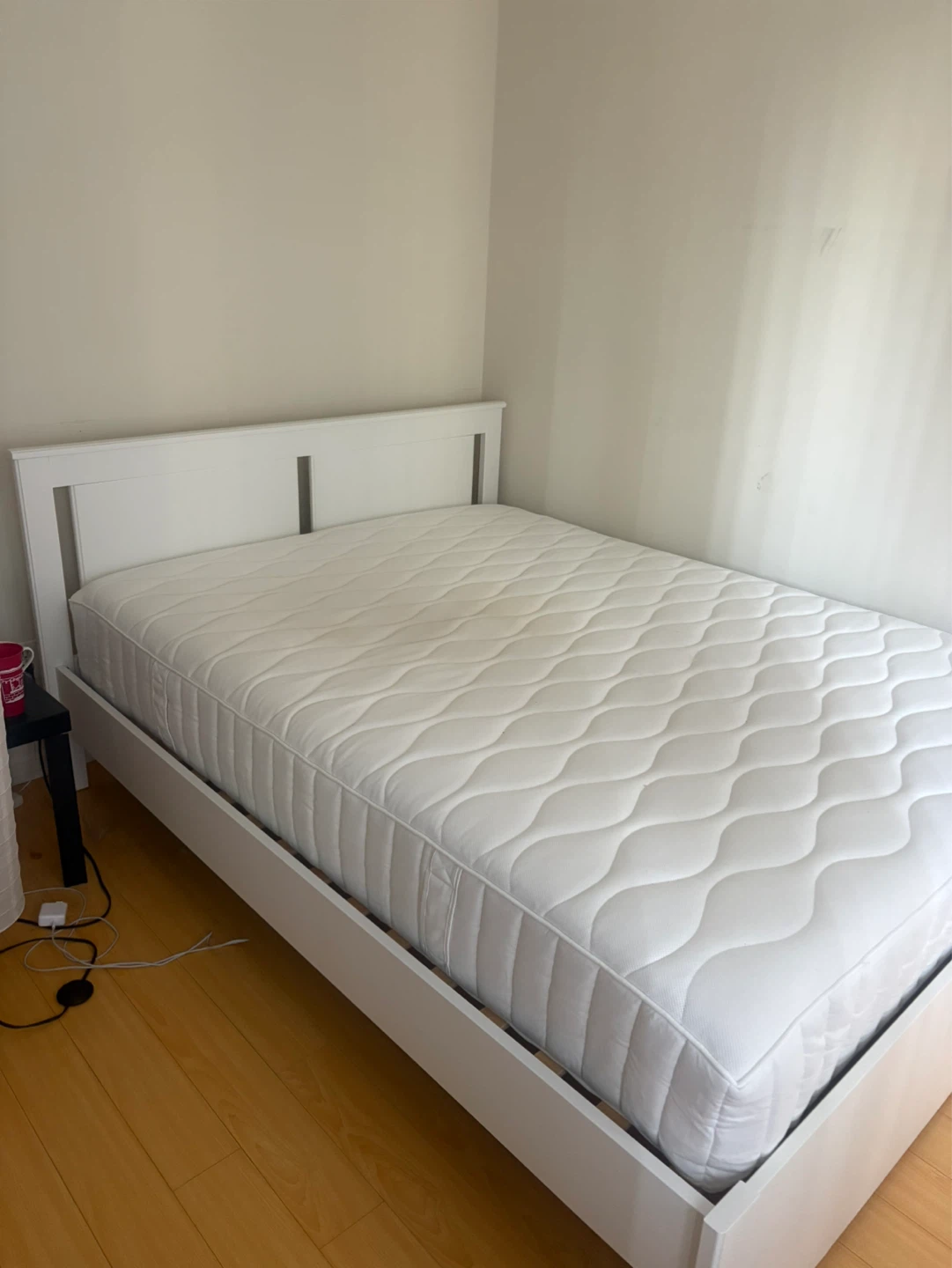 White Queen Size Mattress and Bed Frame - photo 4