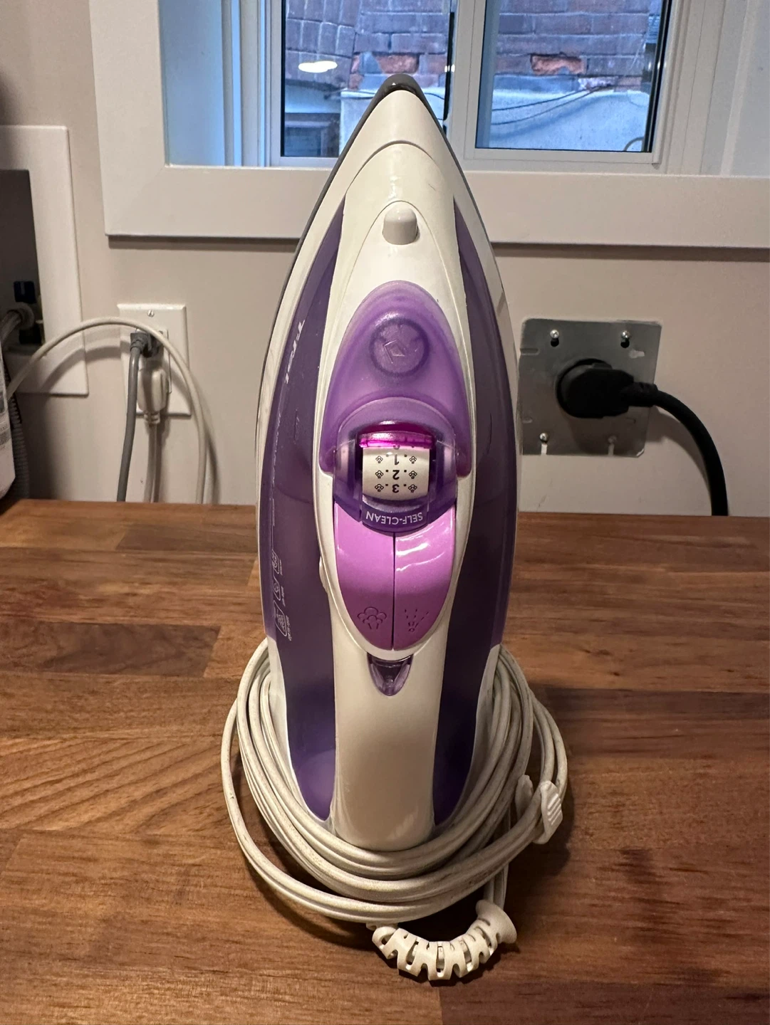 T-fal Ultraglide Diffusion Steam Iron - photo 2