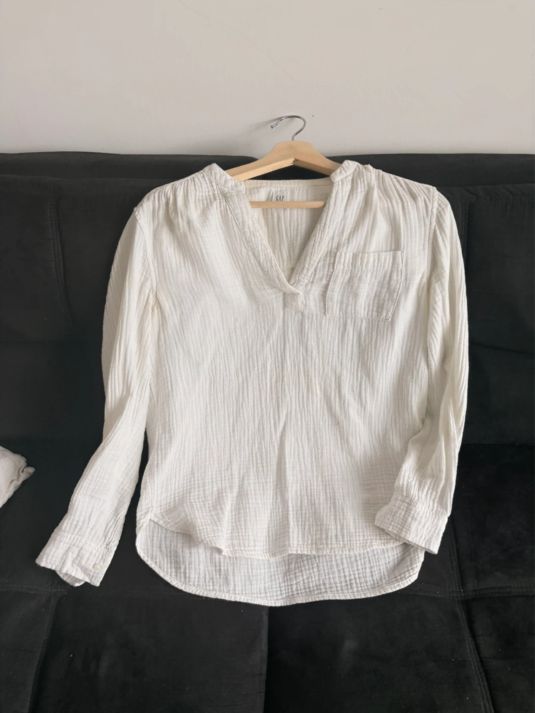 GAP White Gauze Shirt - Women's Medium