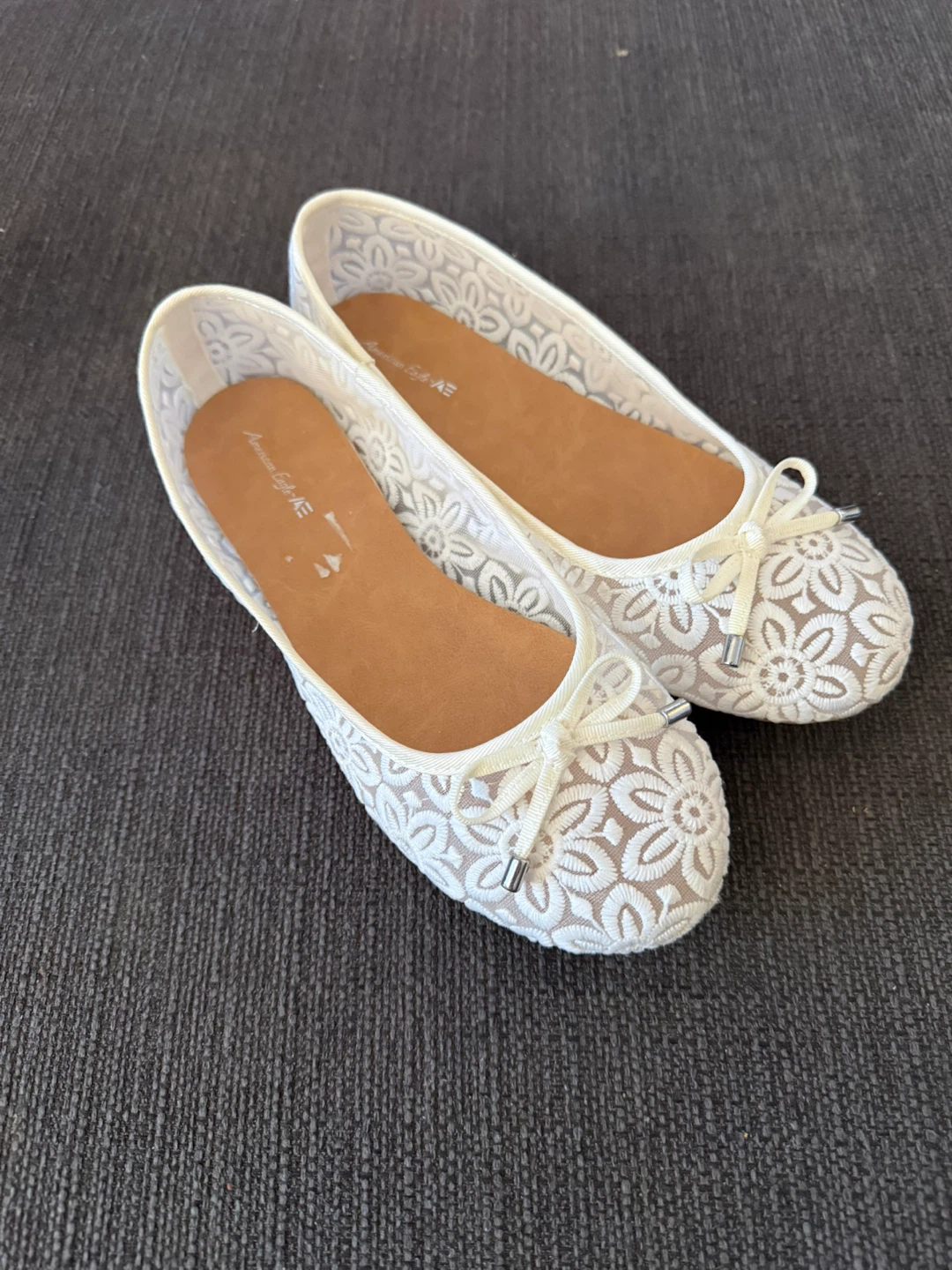 American Eagle White Lace Ballet Flats - photo 2