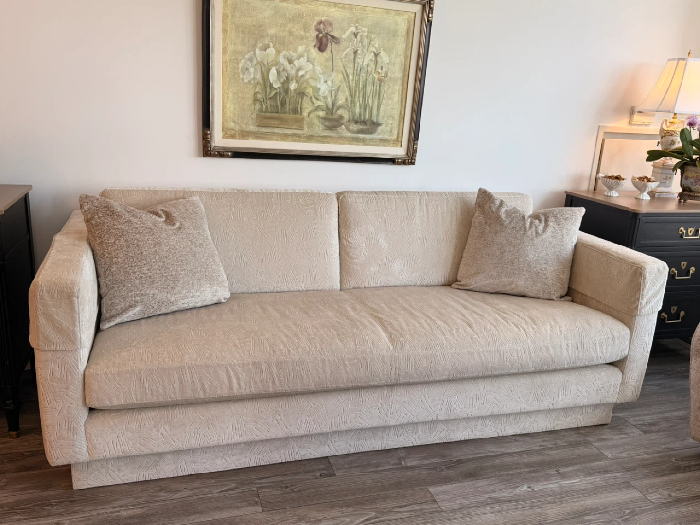 Sofa 85”