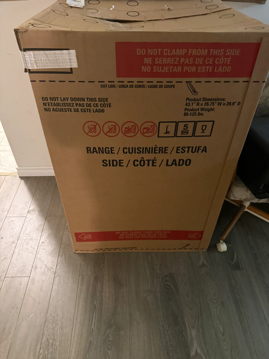 GE Electric Range Oven - photo 4