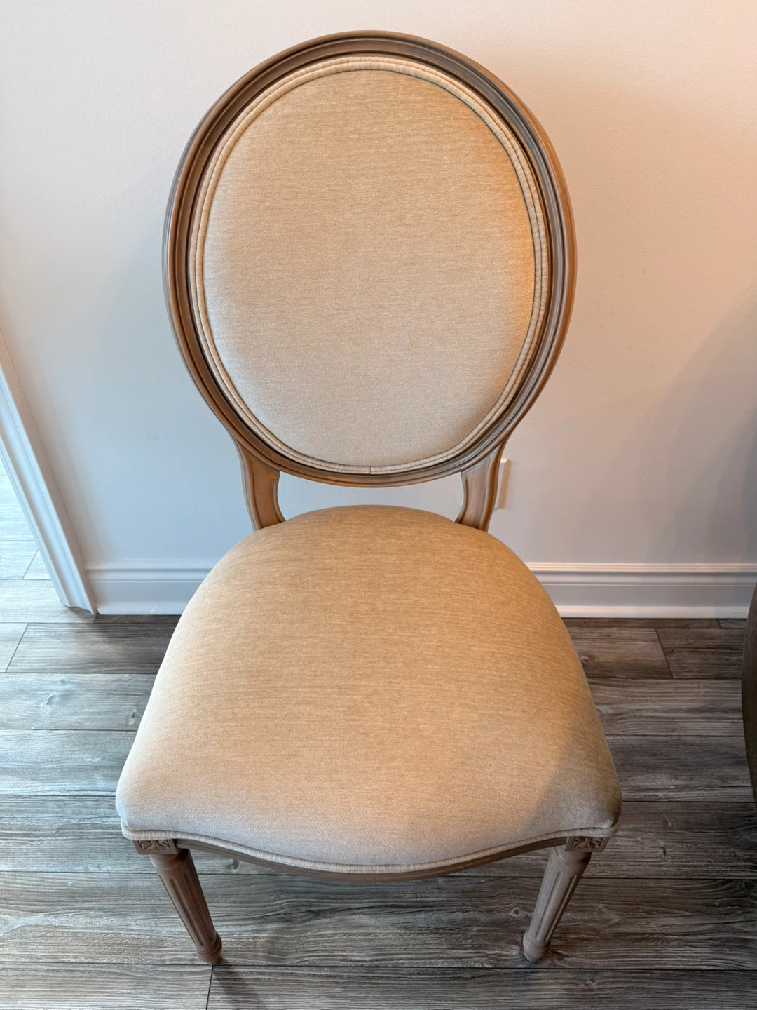 Rh Dining Table and 6 Italian Frame chair with velvet fabric - photo 2