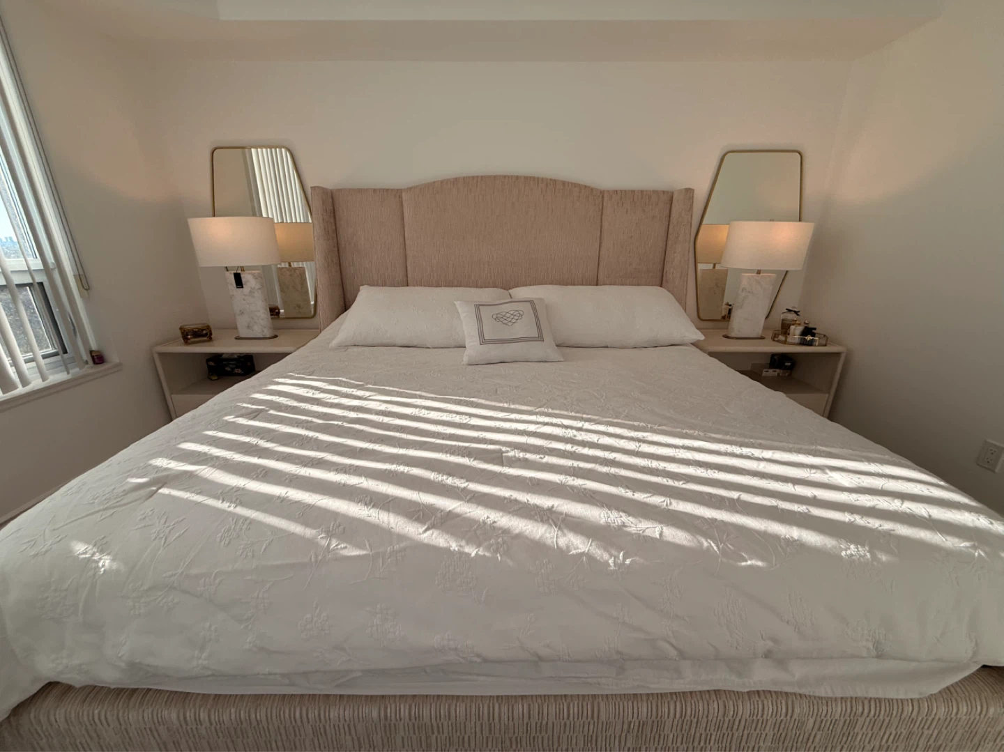 Bed frame King size with mattress - photo 4