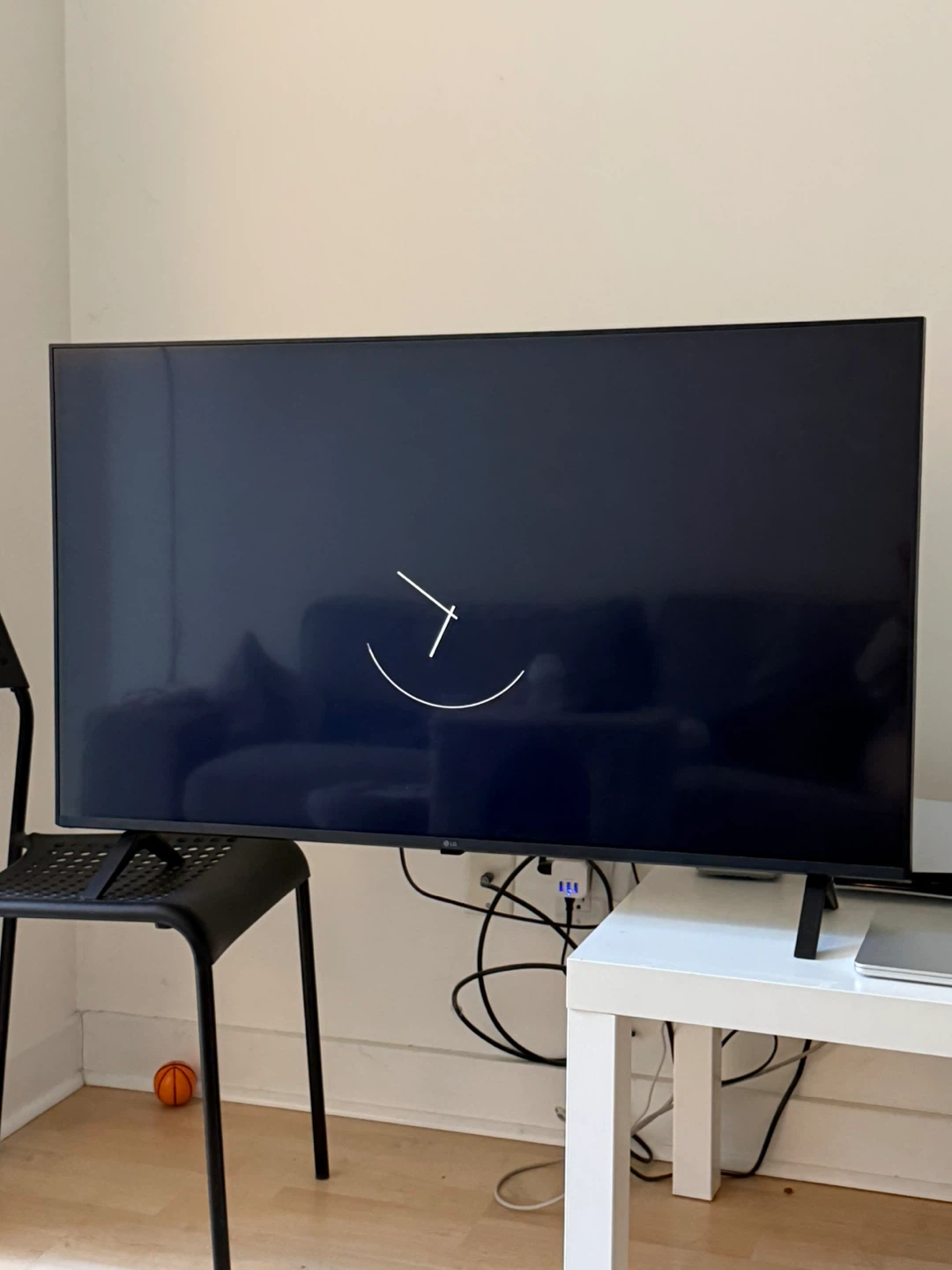 LG Smart TV 50 inches - photo 2