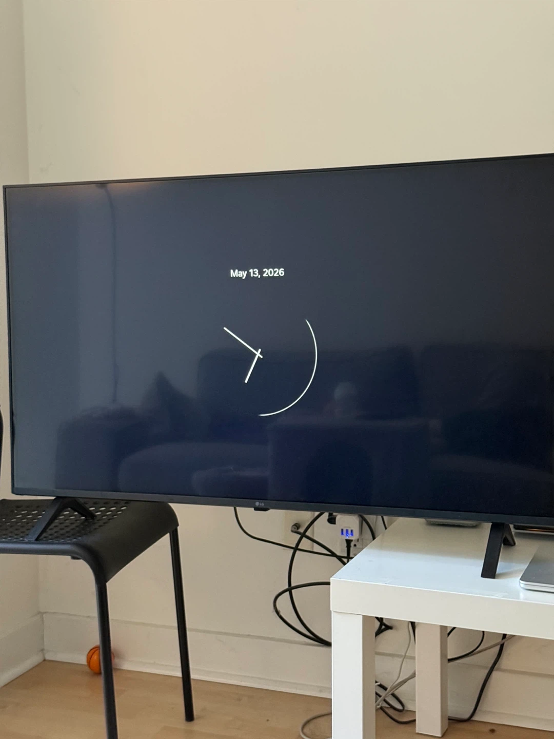 LG Smart TV 50 inches - photo 4
