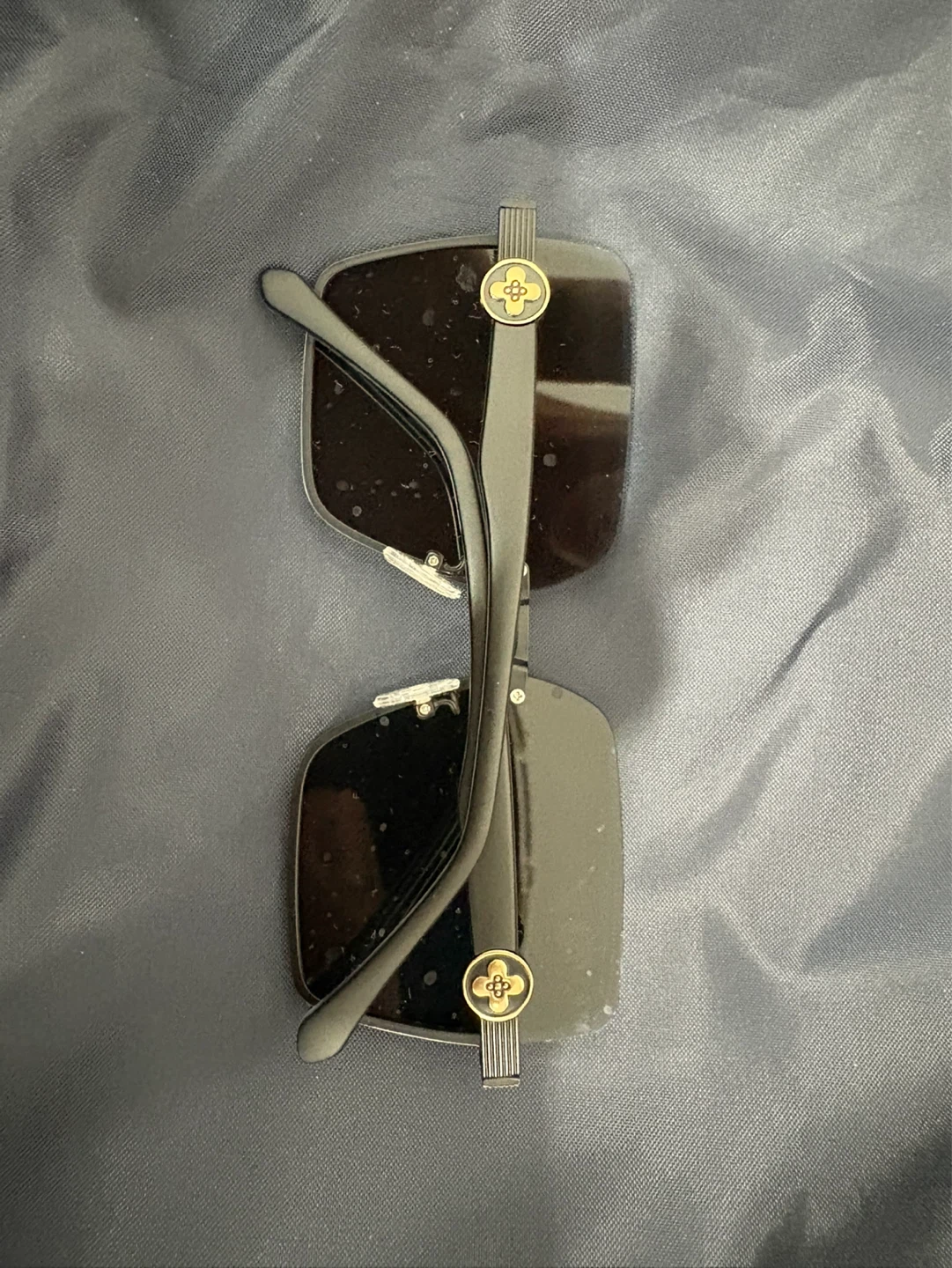 Sunglasses - photo 2
