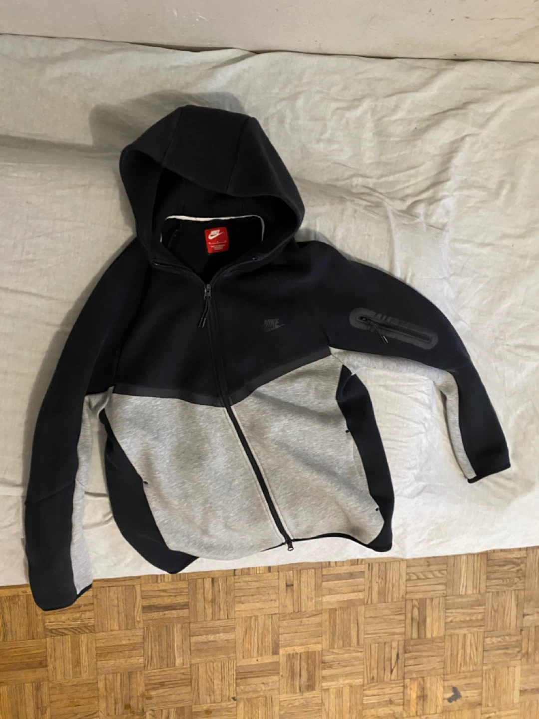 New season Nike tech fleeche