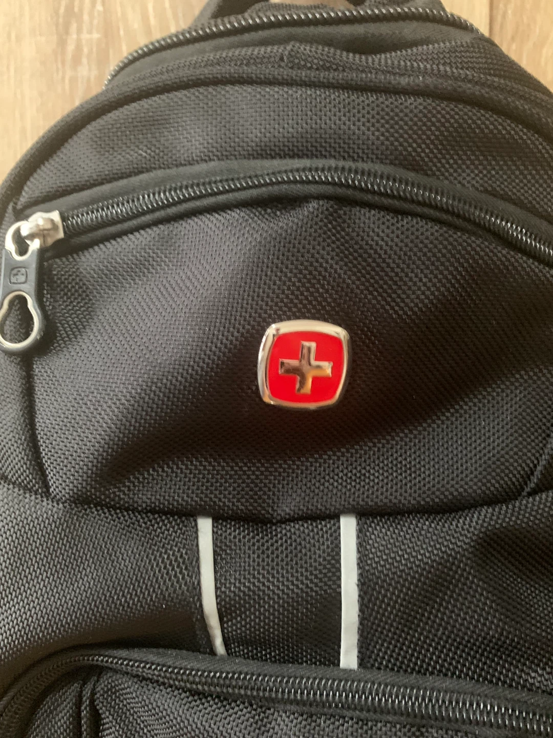 Black Swiss Gear Backpack - photo 2