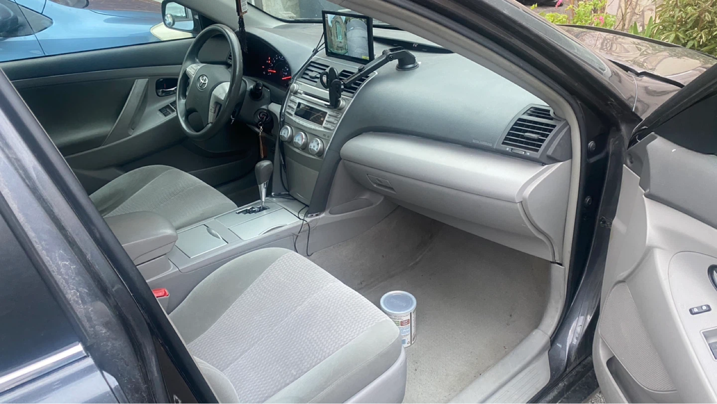 2012 Toyota Camry LE Sedan - photo 5