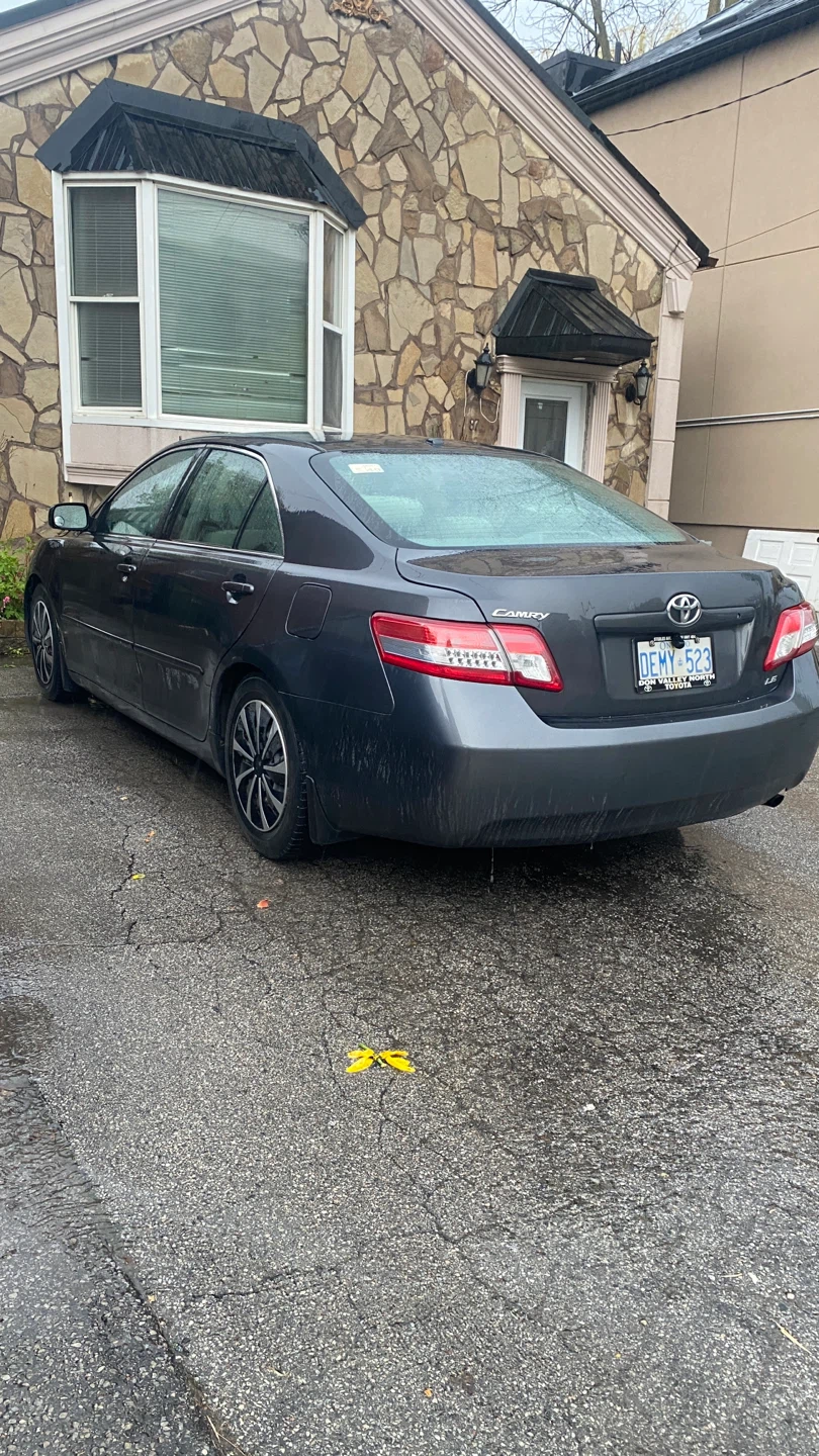 2012 Toyota Camry LE Sedan - photo 4