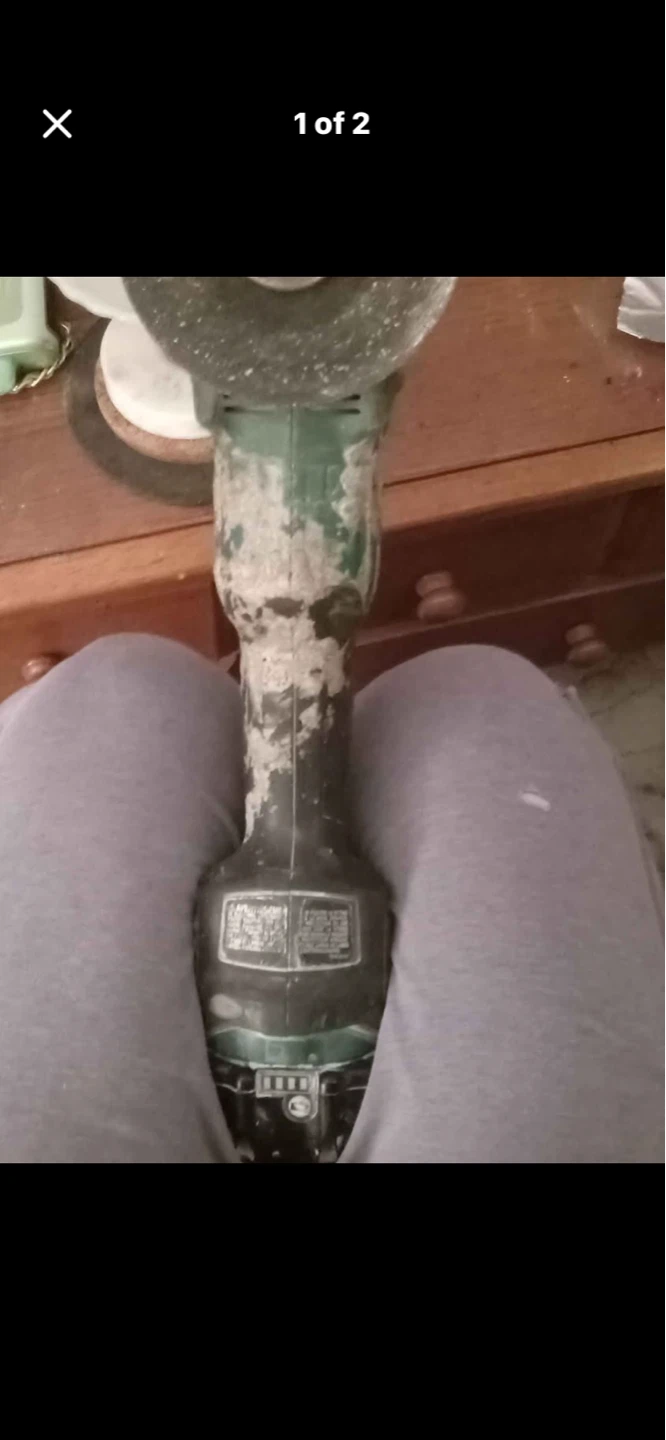 Makita 18V Angle Grinder - photo 2