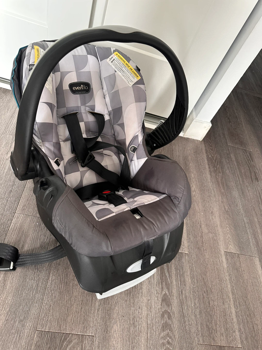 Evenflo Infant Car Seat with Base