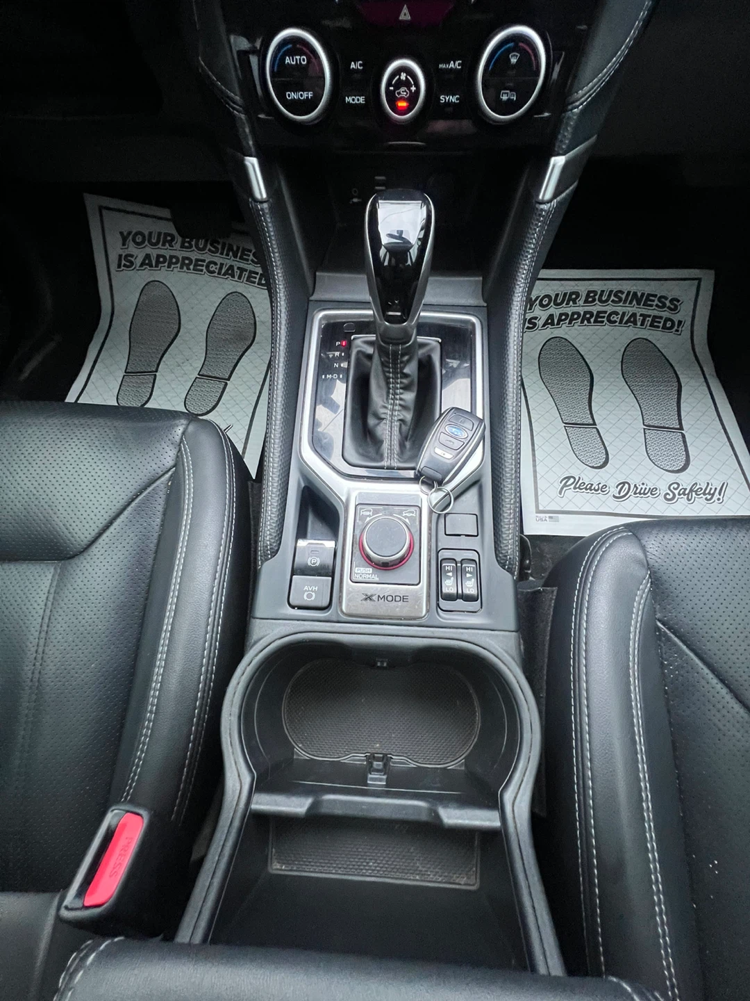 Silver Subaru Forester - photo 5