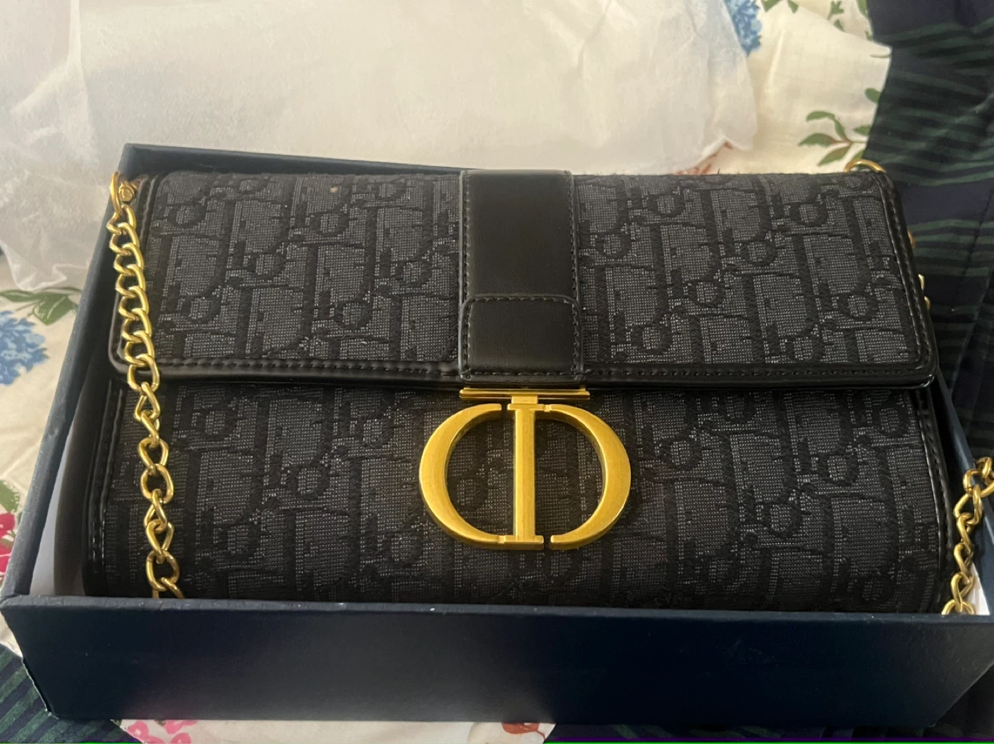 Dior CD Clasp Chain Bag - photo 3