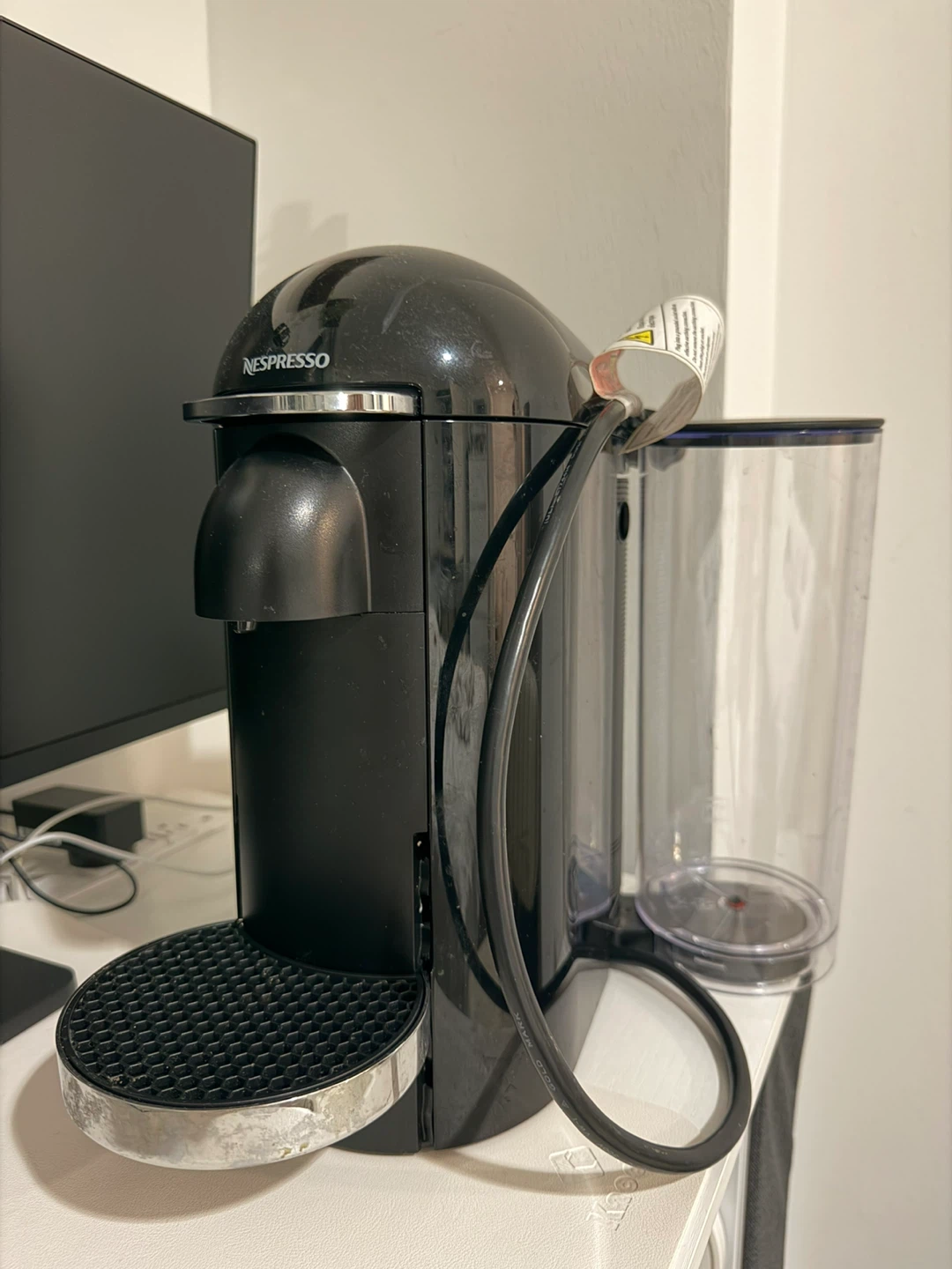 Nespresso Vertuo Plus Coffee Machine - photo 2