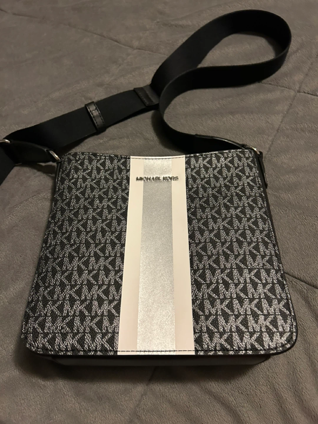MK purse