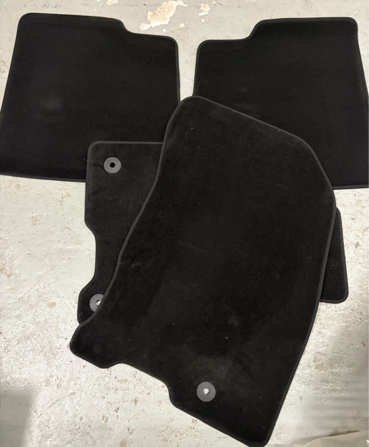 NEW Lincoln Floor Mat Set
