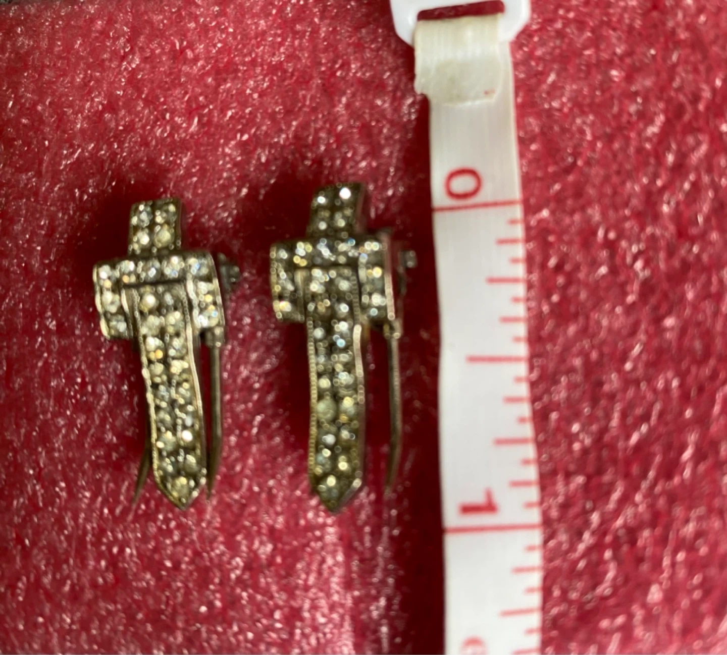 Vintage Pair of Crystal Rhinestones Cross Pins - photo 5
