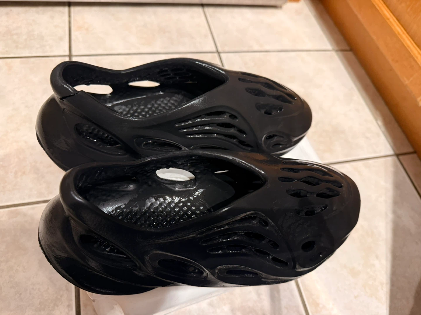Black Foam Runner Style Shoes