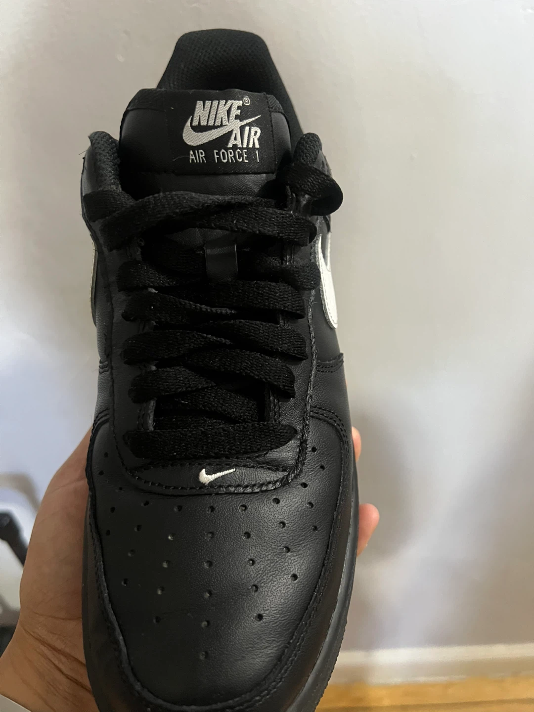 Nike Air Force 1 Low - Black - US 8.5 - photo 3