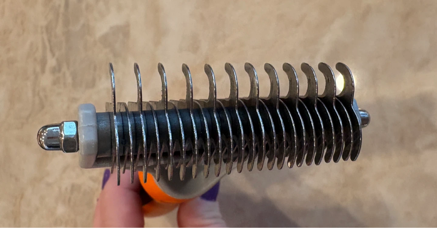 Pet Grooming Deshedding Tool - photo 2
