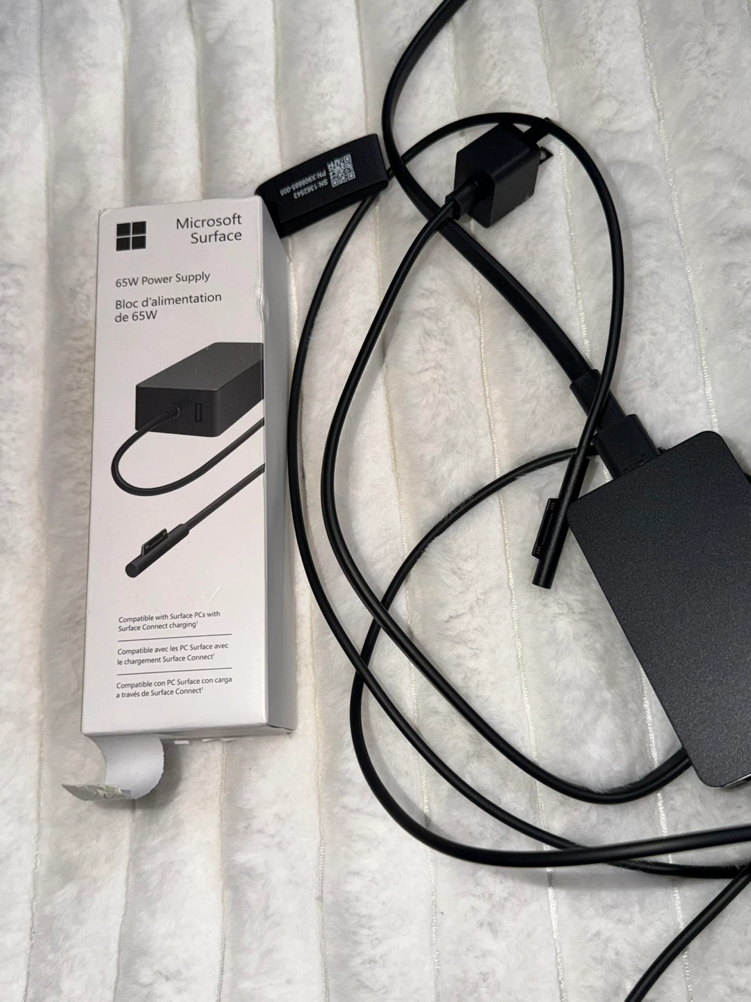 Microsoft Surface 65W Power Supply