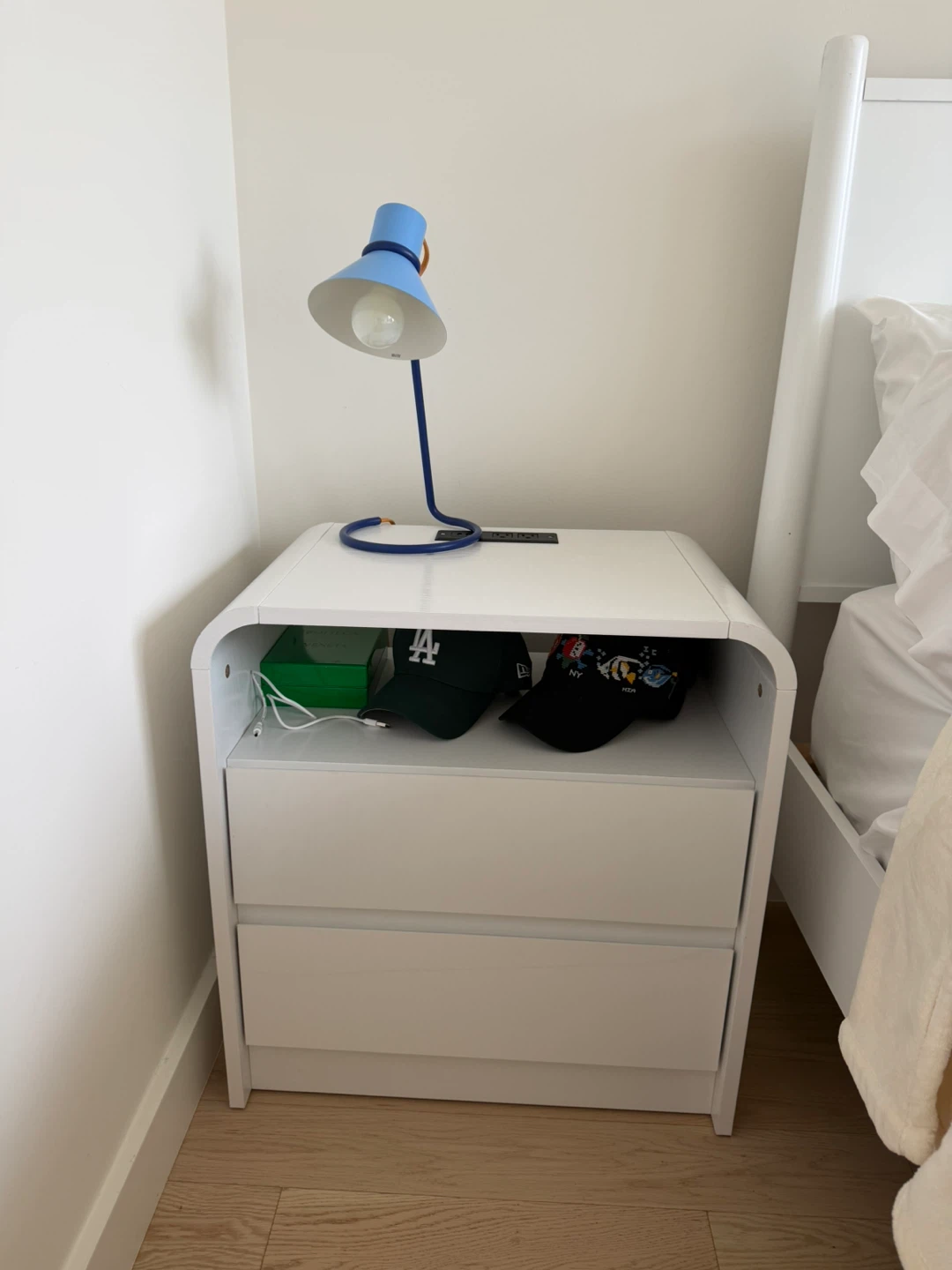 Set of 2 White Nightstands with Two Drawers each