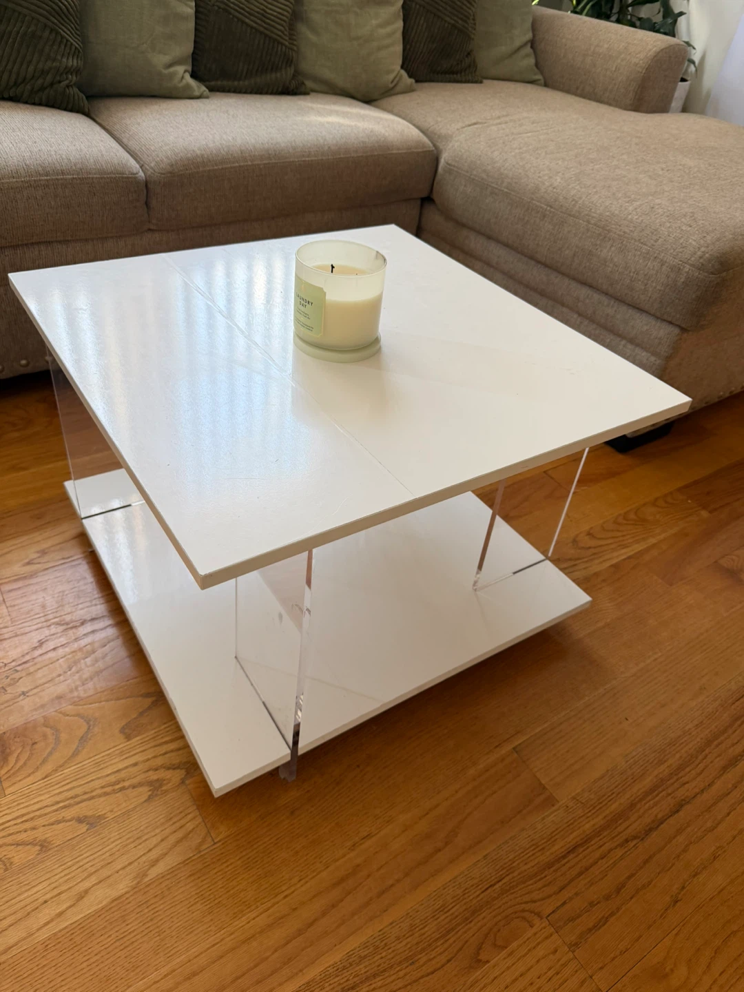 White Modern Coffee Table with Acrylic Legs