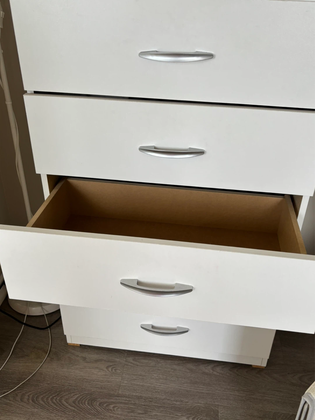 White 5-Drawer Dresser - photo 4
