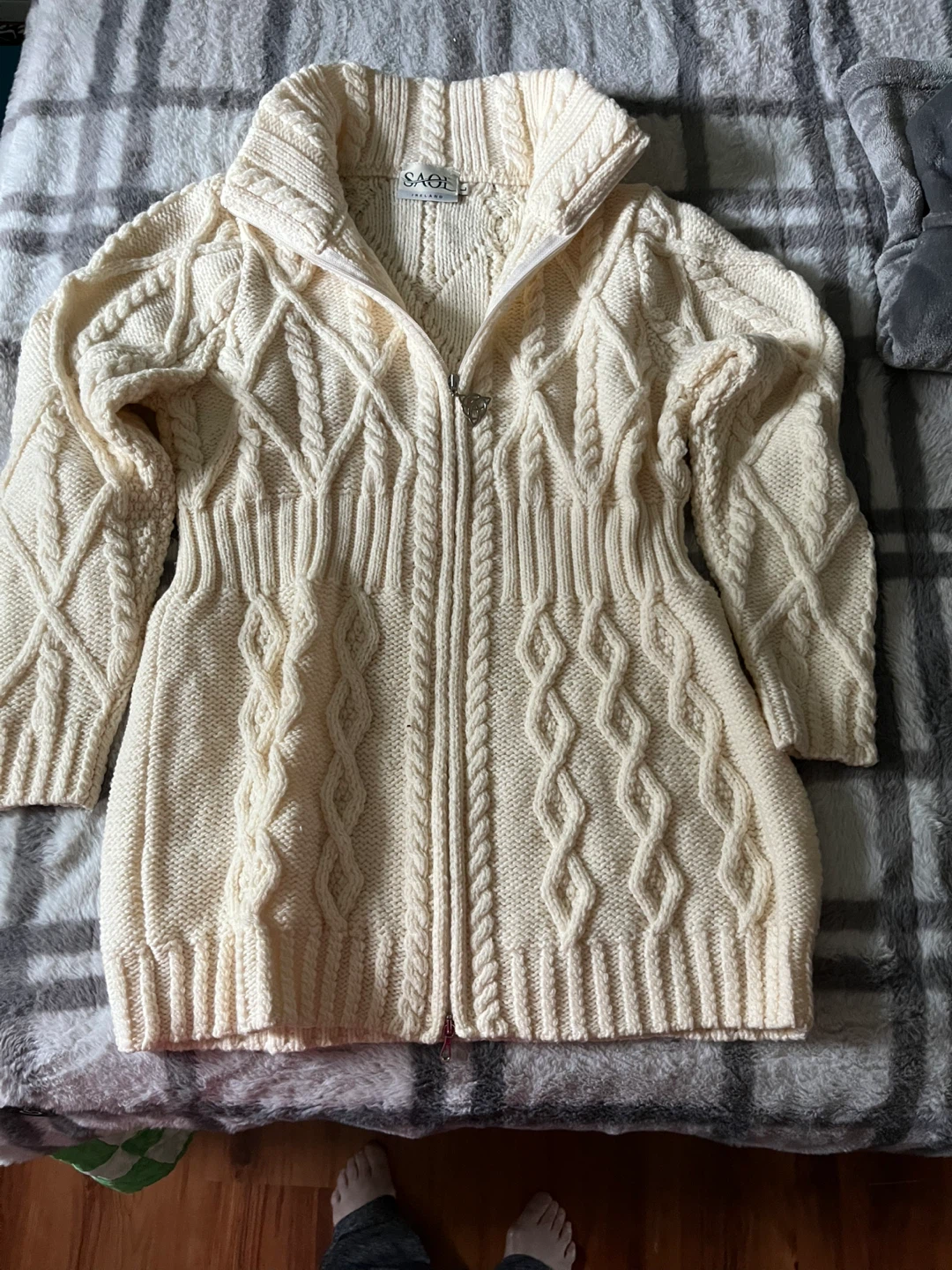 SAOL Ireland Cream Cable Knit Cardigan Sweater - Size L