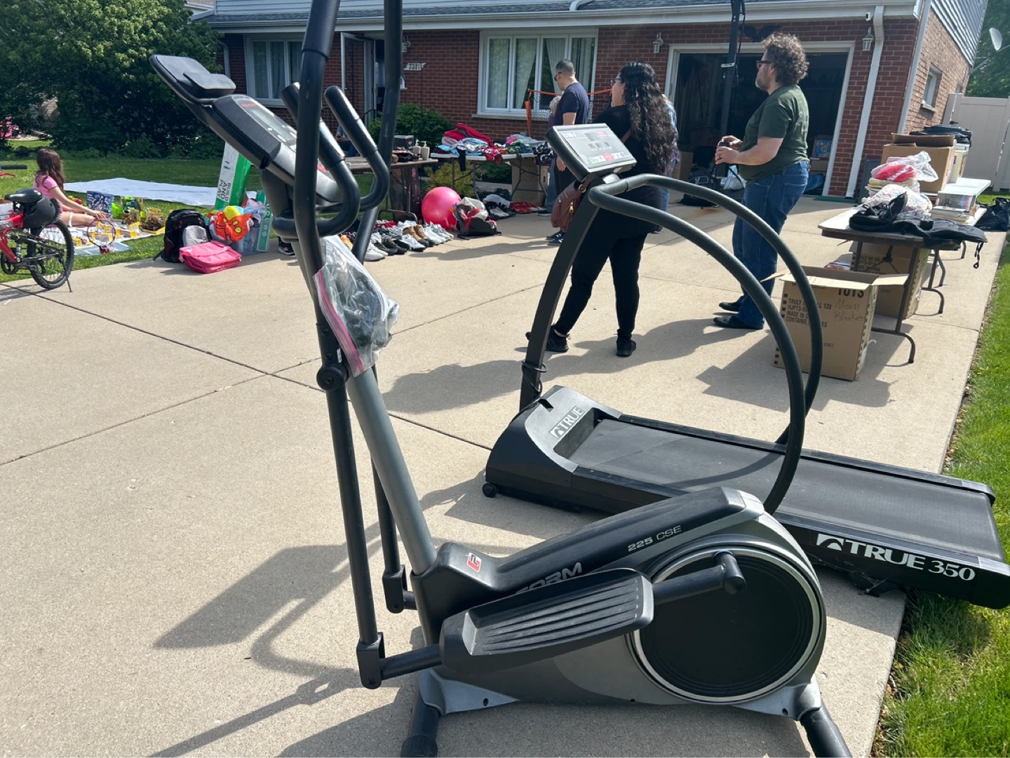 ProForm 225 CSE Elliptical - photo 2